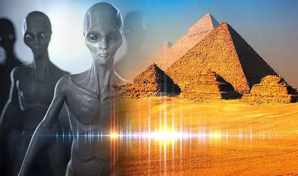 《外星人与金字塔》：谁说外星人就不能打季后赛？这脑洞我给跪了！