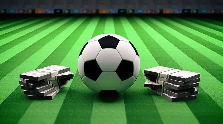 青岛西海岸vs山东泰山：2024足协杯1-8决赛，谁能在这场桑德兰VS阿森纳般的对决中胜出？